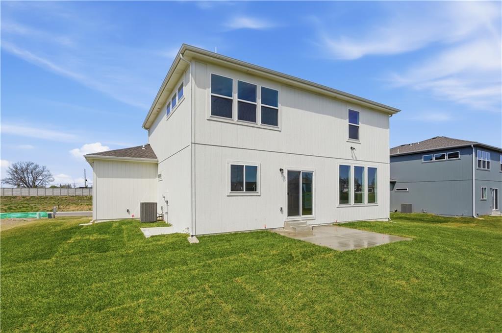 4716 Southwest 6th Terrace Blue Springs, MO 64014 - Photo 9 of 19