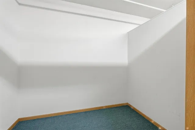 $290,000 | 600 Greenhaven Drive, Unit 313, Burnsville, MN 55306