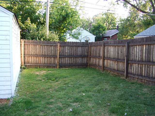 557 Crestview Road Columbus, OH 43202 - Photo 13 of 14 Gallery Image 13