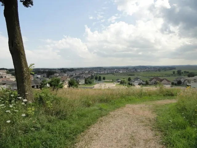 $139,000 | 1505 South Holiday Drive, Waunakee, WI 53597