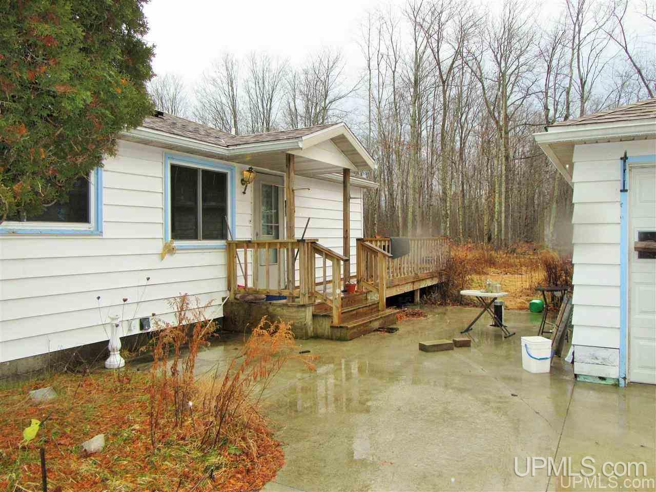 1931 Quarry Road Gulliver, MI 49840 - Photo 4 of 26