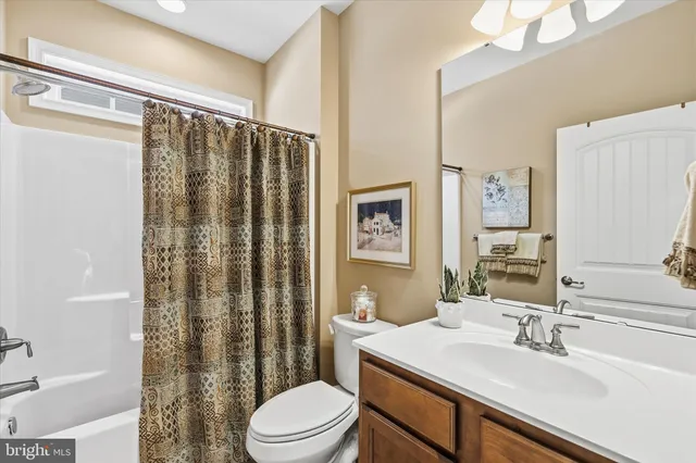 $650,000 | 32767 Harburg Drive, Lewes, DE 19958