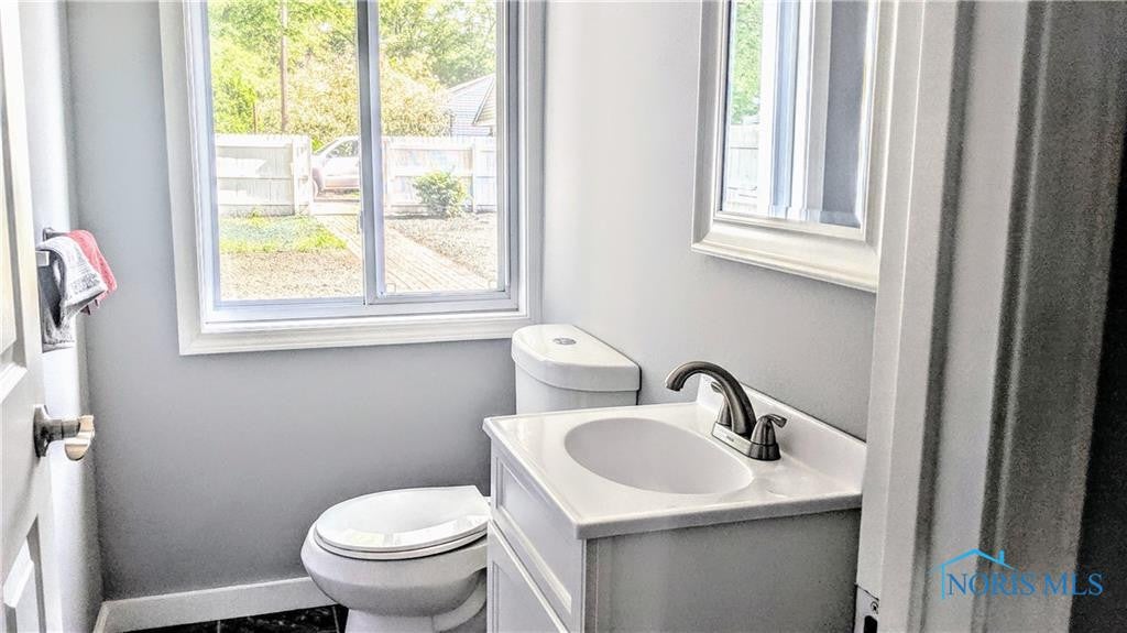 4758 Violet Road Toledo, OH 43623 - Photo 11 of 20 Gallery Image 11