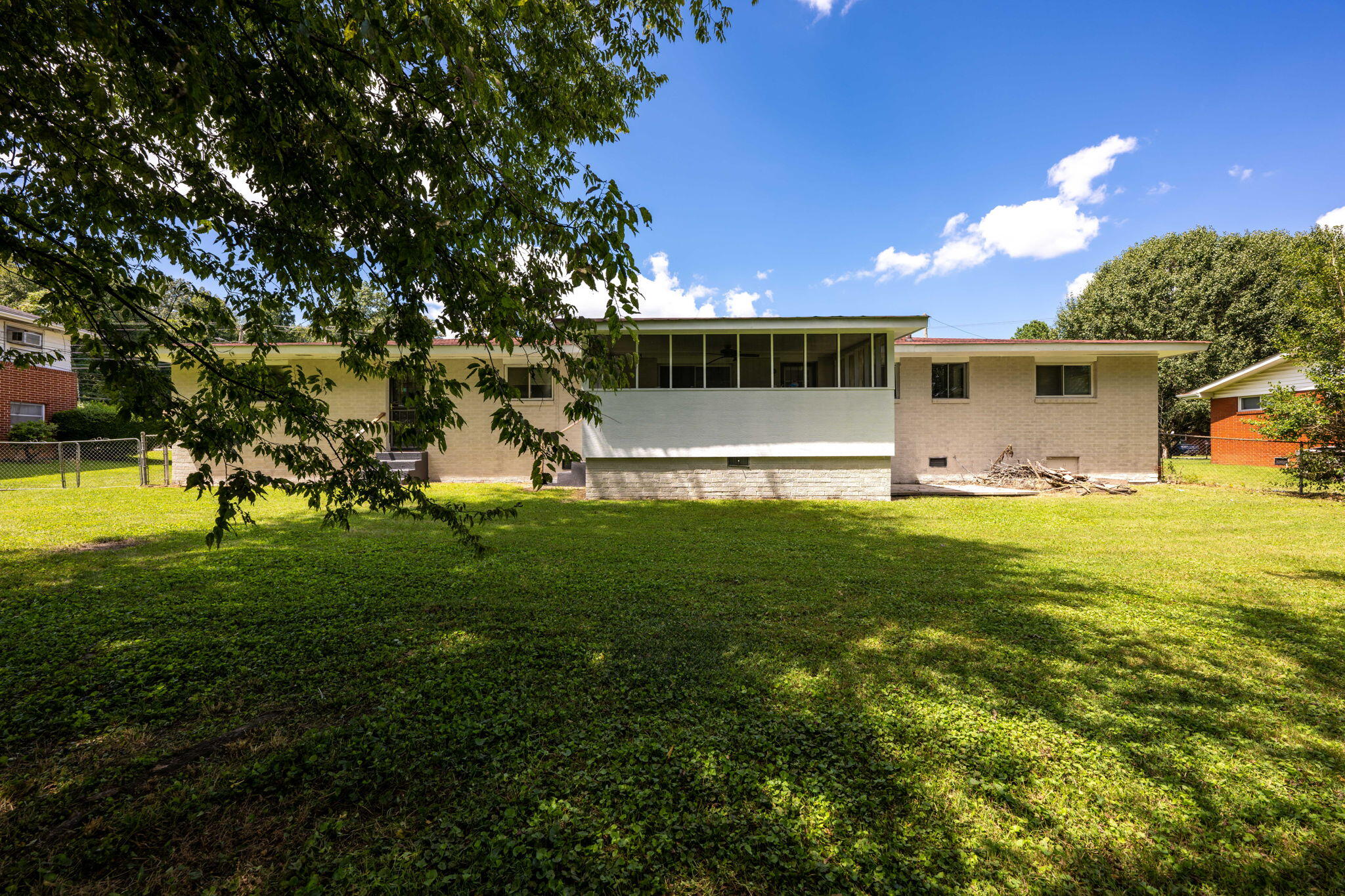 1202 Shallowford Road Chattanooga, TN 37411 - Photo 17 of 17 IMG_4797