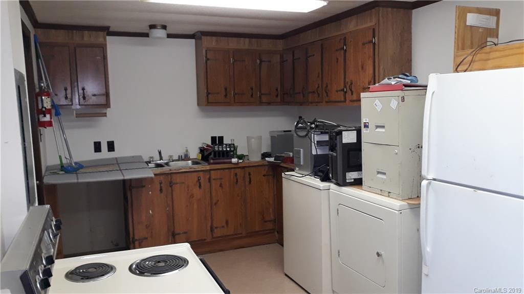 302 East Spring Street Troy, NC 27371 - Photo 10 of 22 Gallery Image 10