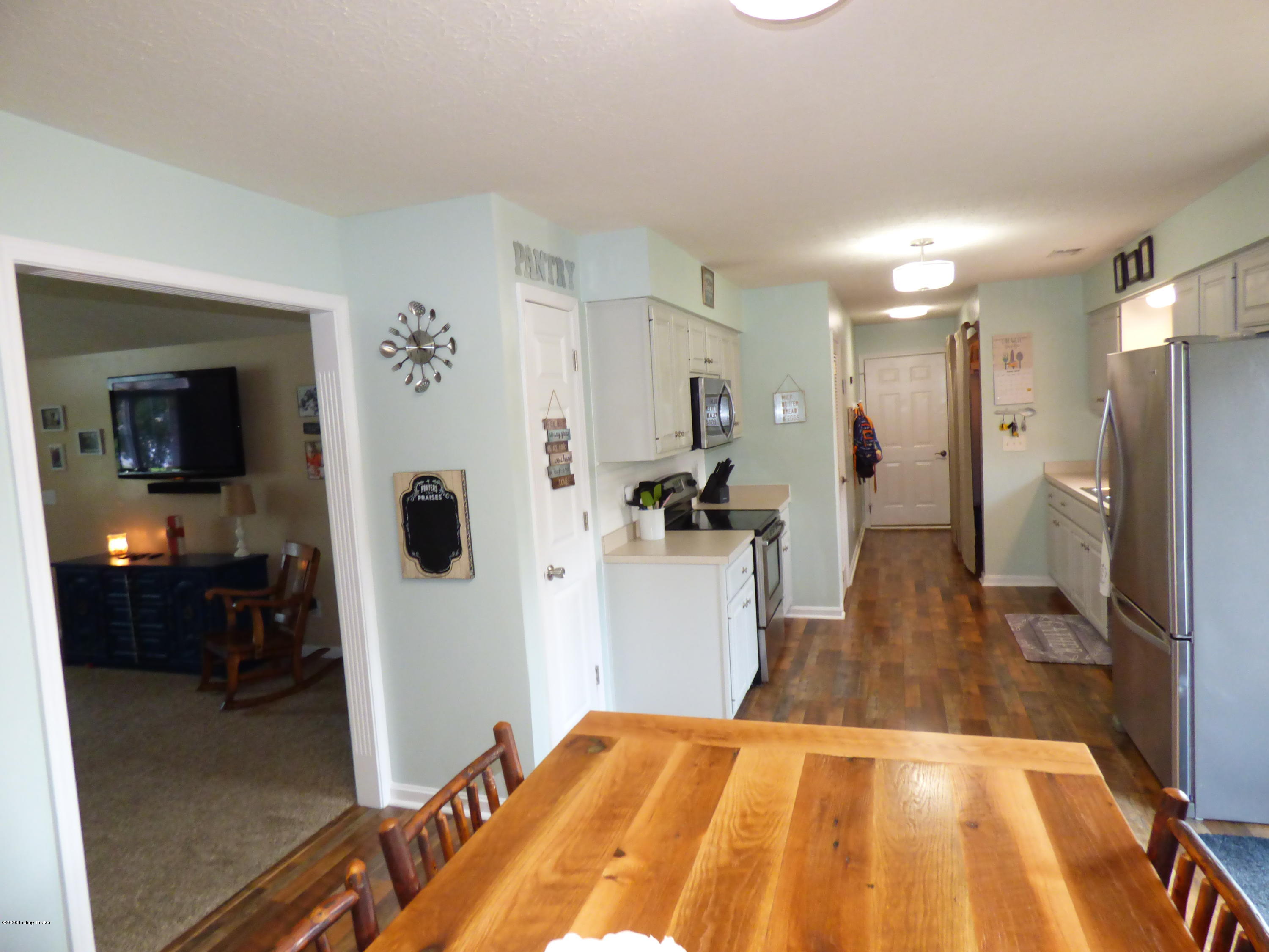 795 Greenbriar Road Mount Washington, KY 40047 - Photo 11 of 35 P1040970