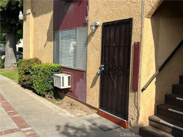 $2,150 | 662 North Gordon Street, Unit A, Pomona, CA 91768