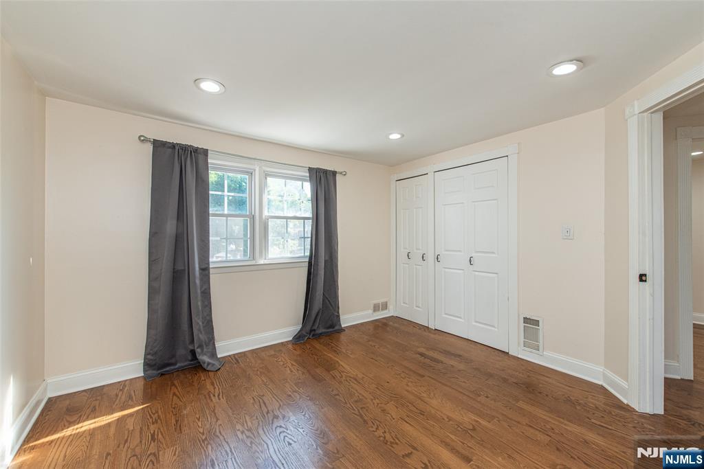42 West Spring Valley Avenue Maywood, NJ 07607 - Photo 16 of 24