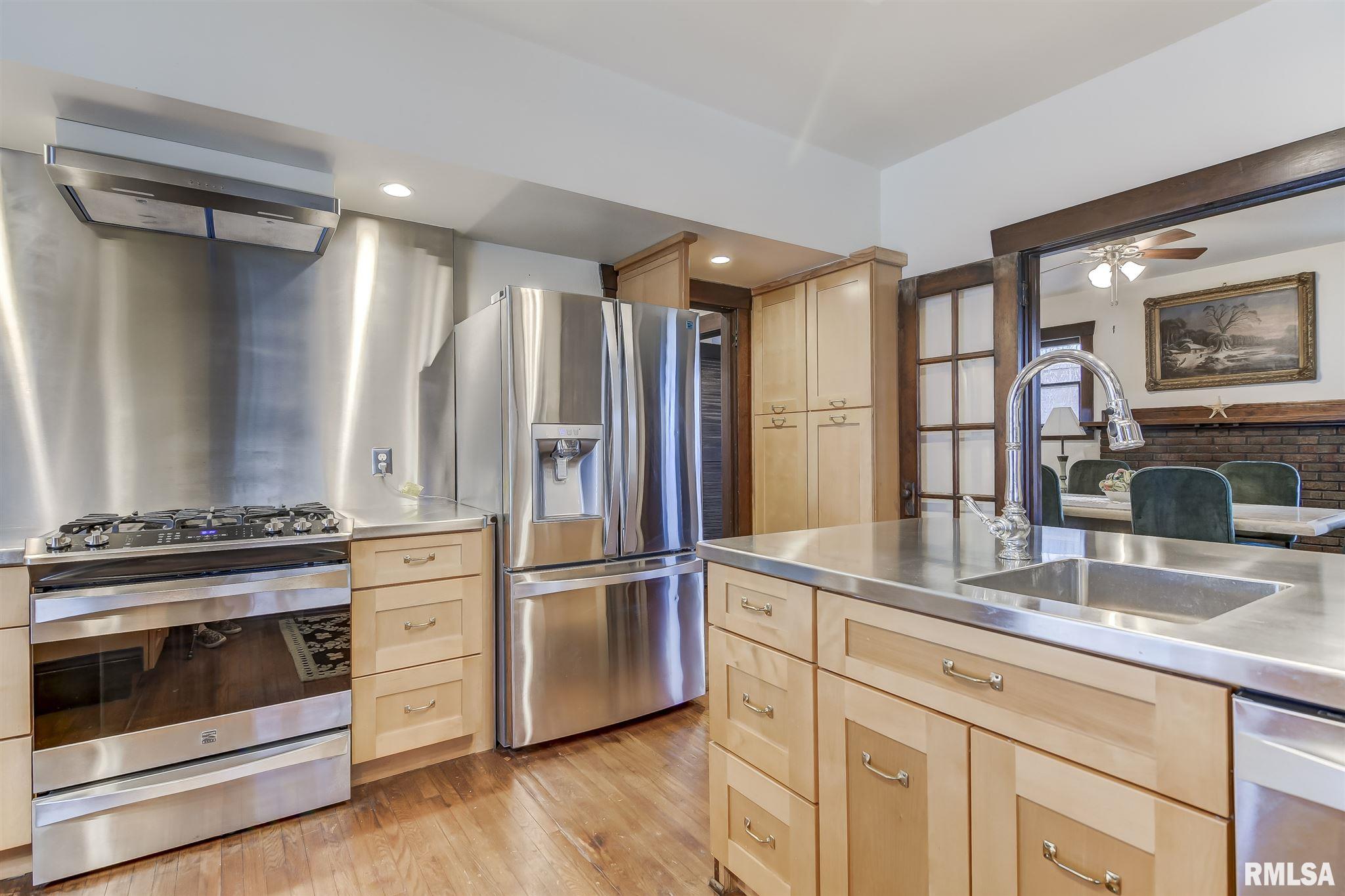 1708 South 7th Street Springfield, IL 62703 - Photo 7 of 22