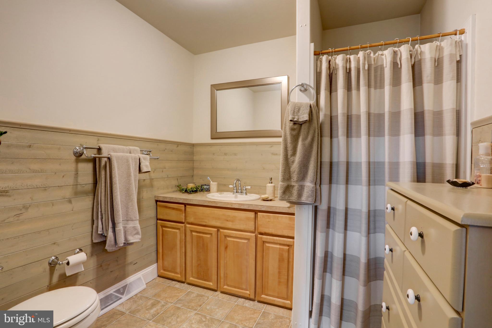 101 Skyview Lane Lititz, PA 17543 - Photo 13 of 42 Master Bathroom