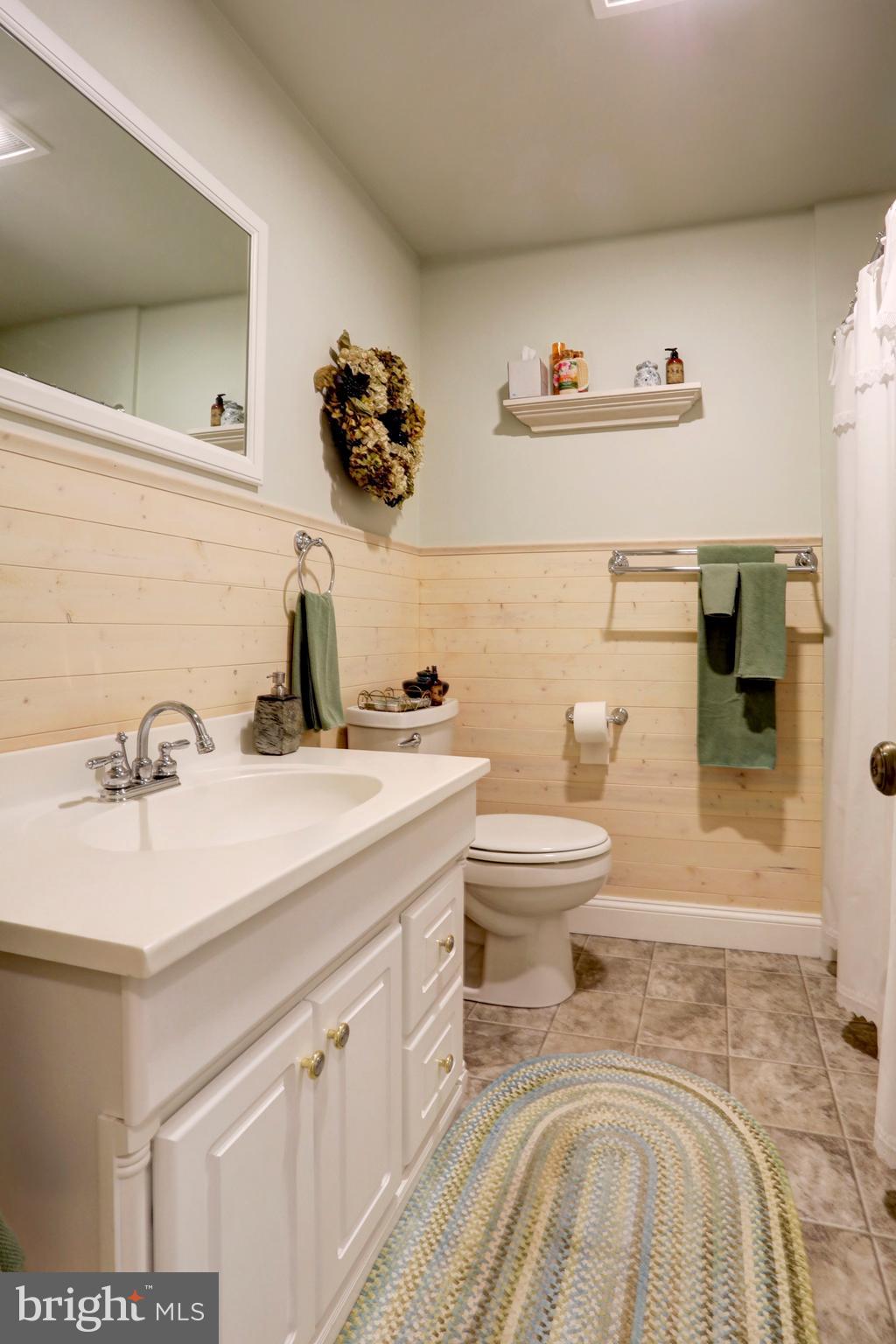 101 Skyview Lane Lititz, PA 17543 - Photo 18 of 42 Bathroom