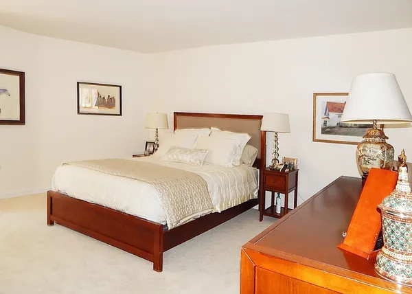 $3,500 | 10 Rogers Street, Unit 203, Cambridge, MA 02142