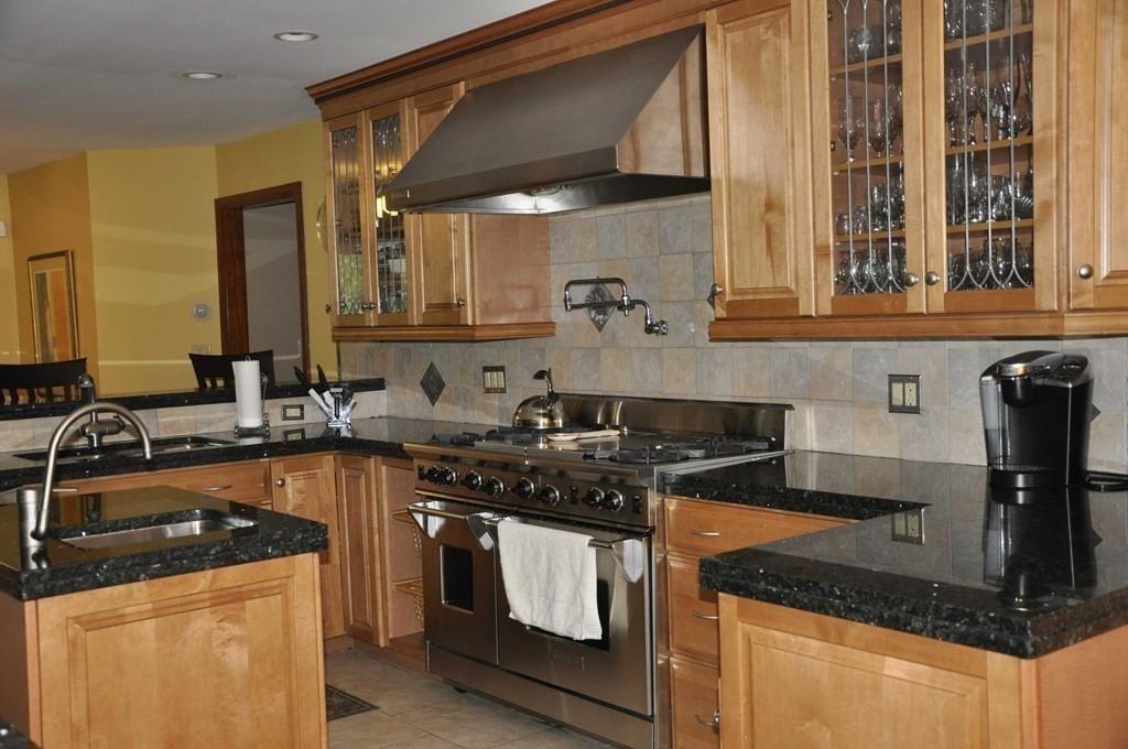 4 Amanda Lane Acushnet, MA 02743 - Photo 18 of 42