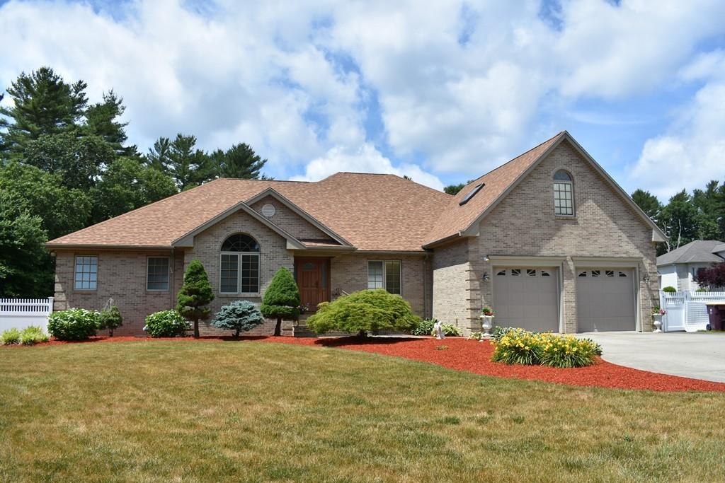 4 Amanda Lane Acushnet, MA 02743 - Photo 3 of 42