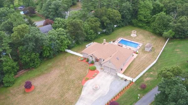4 Amanda Lane Acushnet, MA 02743 - Photo 5 of 42