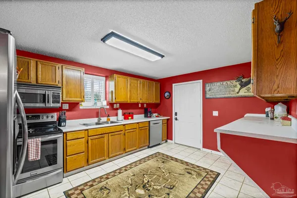 $2,399,000 | 1650 Bear Bay Flats Road, Laurel Hill, FL 32567