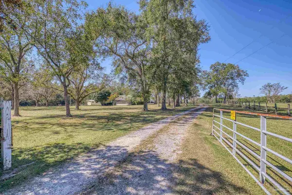 $2,399,000 | 1650 Bear Bay Flats Road, Laurel Hill, FL 32567