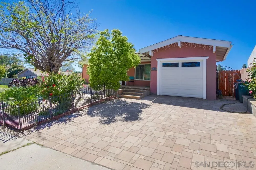 13402 Carriage Road Poway, CA 92064 - Photo 3 of 33 a view of a house with a yard