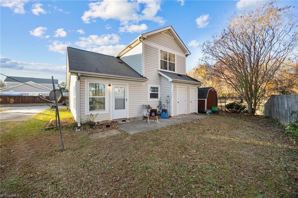 825 Hopewell Street High Point, NC 27263 - Photo 23 of 27