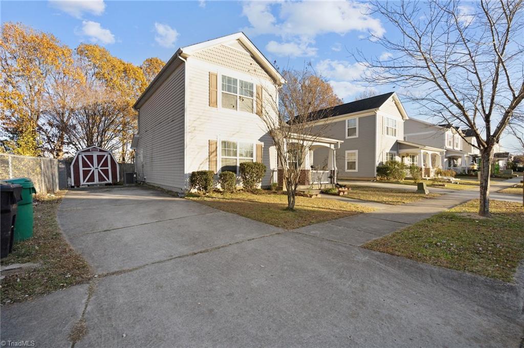 825 Hopewell Street High Point, NC 27263 - Photo 25 of 27