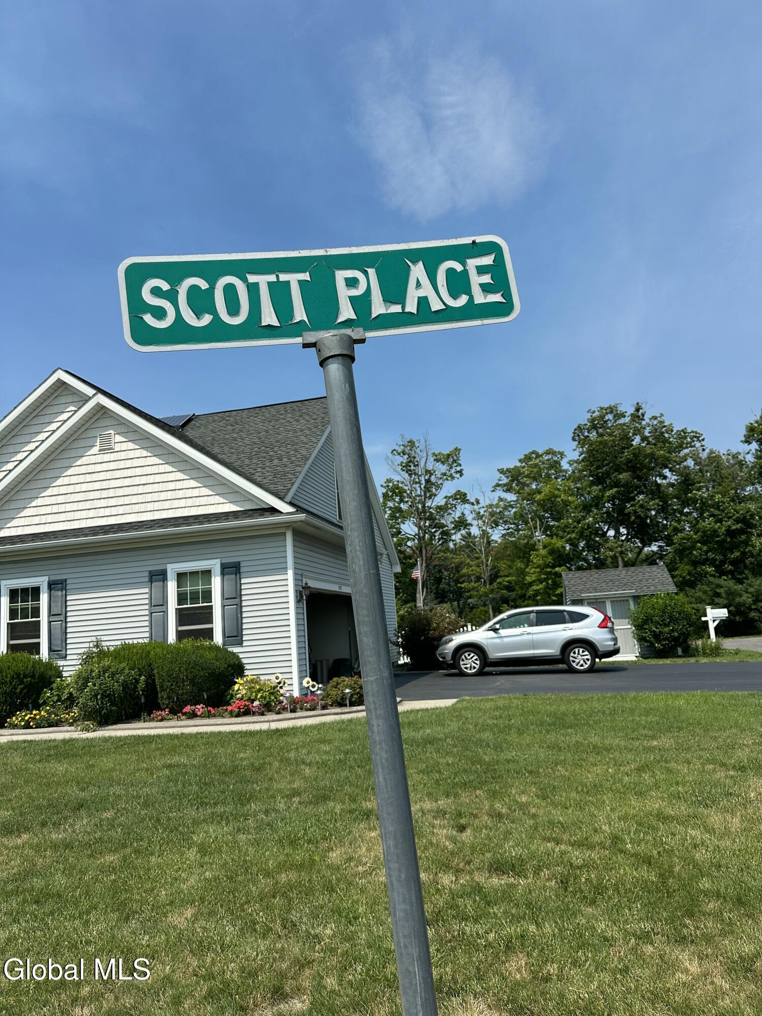 9 Scott Place Rensselaer, NY 12144 - Photo 2 of 2 1000009376