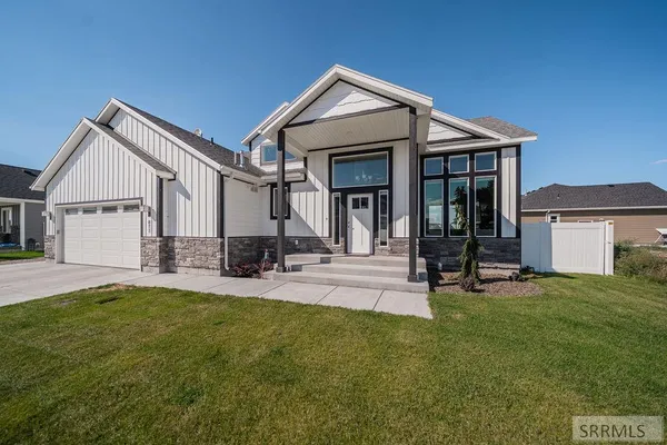 $435,000 | 811 Harborside Loop, Blackfoot, ID 83221