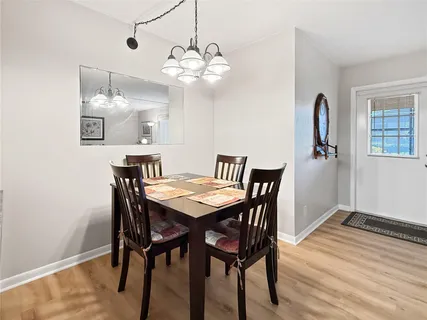 $139,900 | 330 Knotty Pine Circle, Unit A1, Greenacres, FL 33463