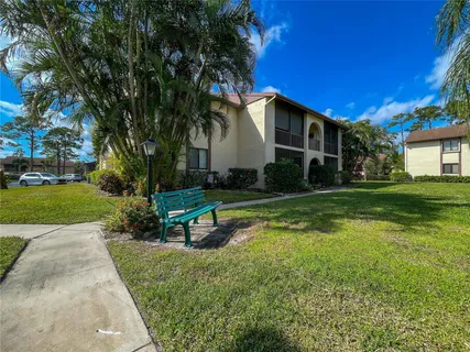 $139,900 | 330 Knotty Pine Circle, Unit A1, Greenacres, FL 33463