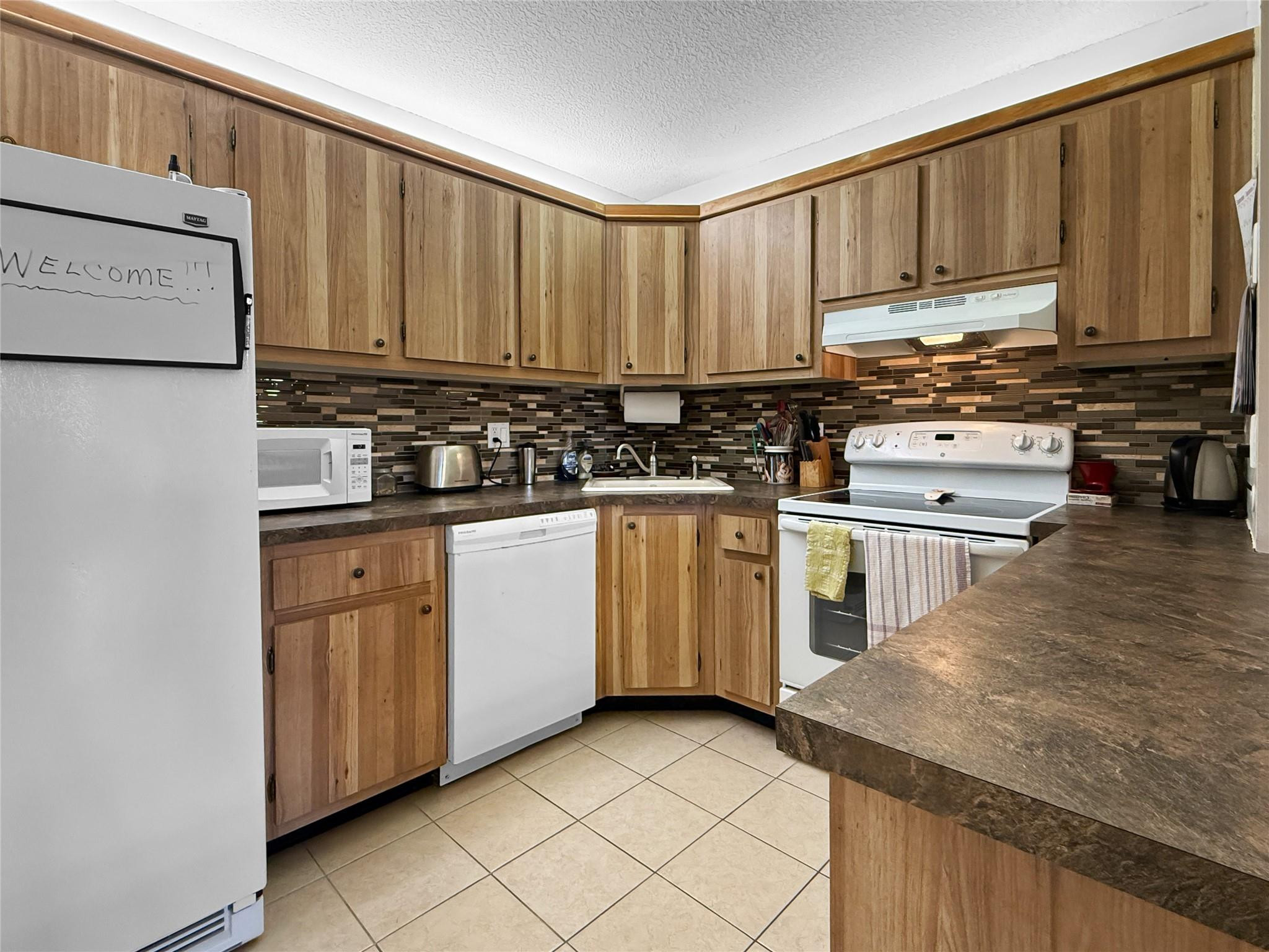 330 Knotty Pine Circle, Unit A1 Greenacres, FL 33463 - Photo 6 of 37 Photo 6