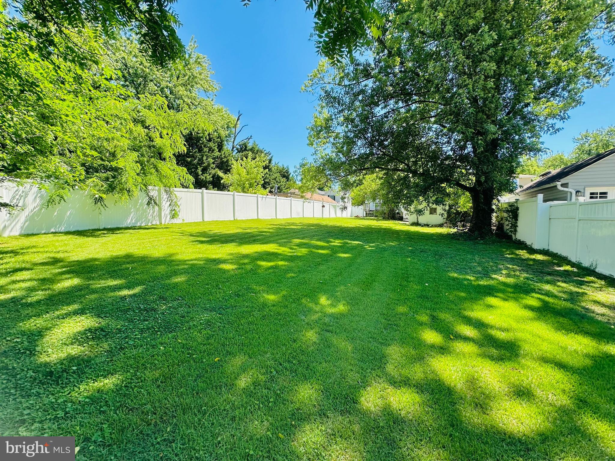 8608 Oak Road Baltimore, MD 21219 - Photo 29 of 37