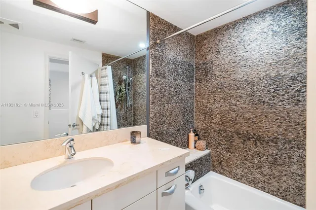 $699,000 | 1545 Jefferson Avenue, Unit 106, Miami Beach, FL 33139