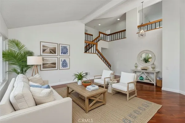 $1,790,000 | 30 Entrada West, Irvine, CA 92620