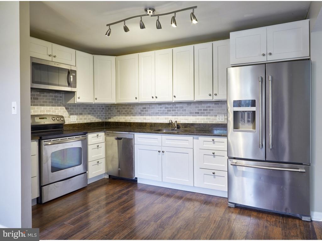 101 East Evesham Road Voorhees, NJ 08043 - Photo 8 of 37 Gallery Image 8
