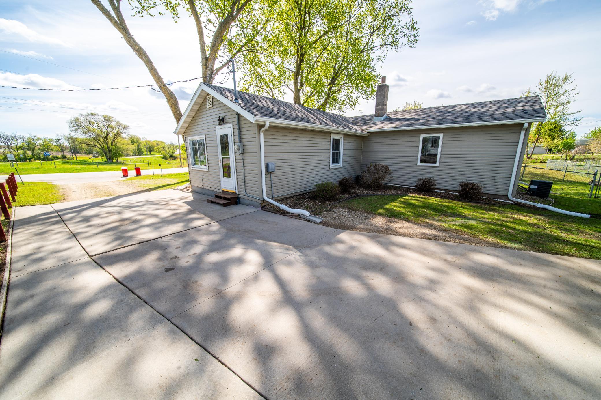 5757 65th Avenue Southeast Rochester, MN 55904 - Photo 40 of 48