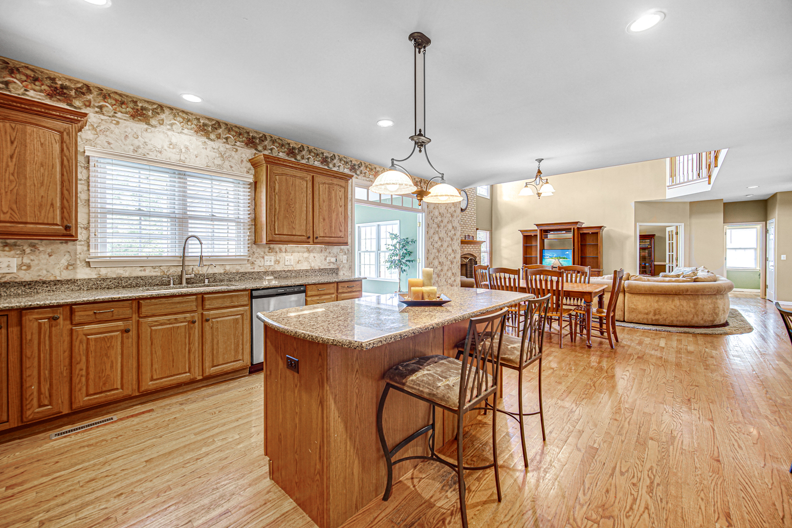 541 Clover Drive Algonquin, IL 60102 - Photo 13 of 41