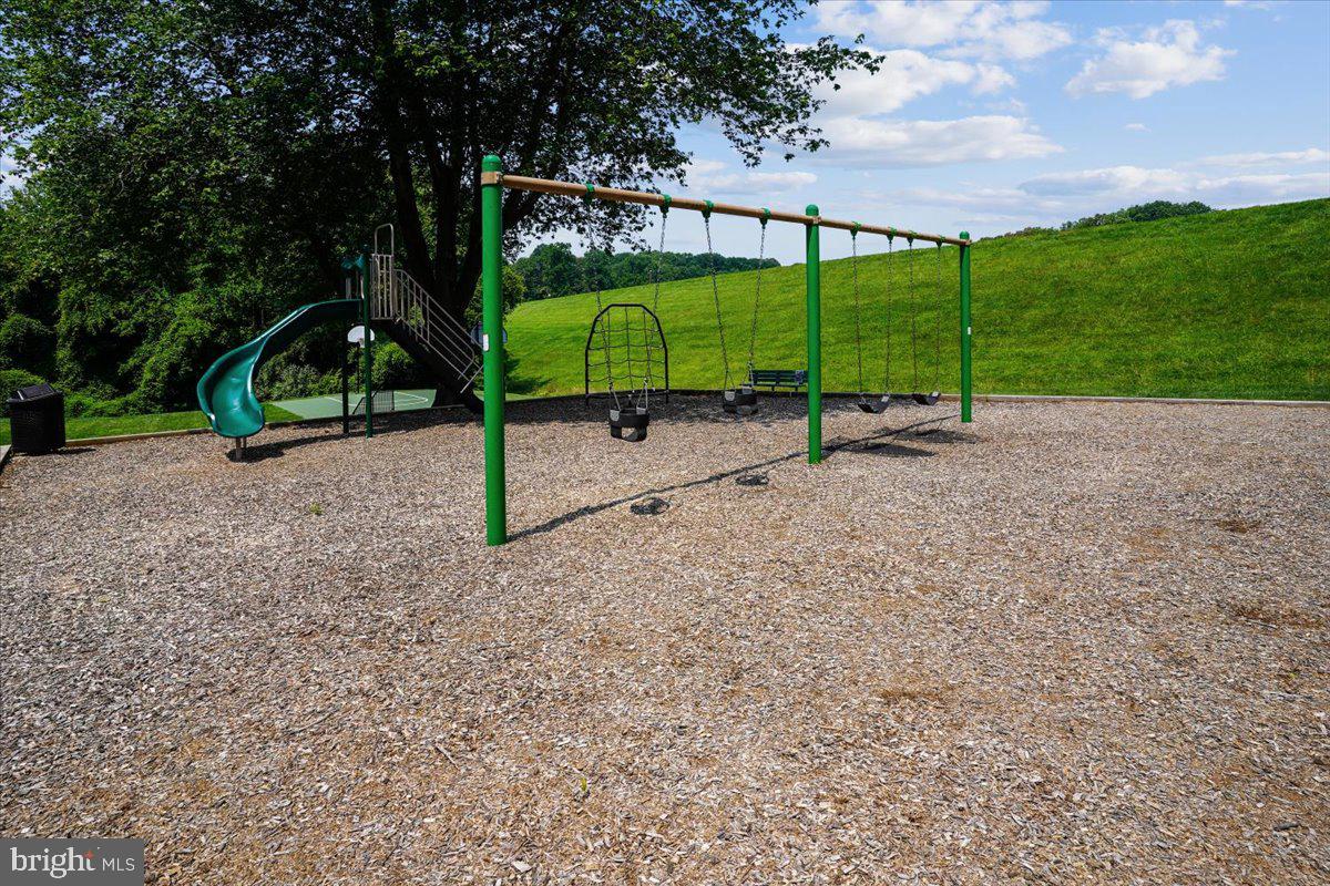 9752 High Water Court Burke, VA 22015 - Photo 23 of 25 a view of outdoor space backyard and entertaining space