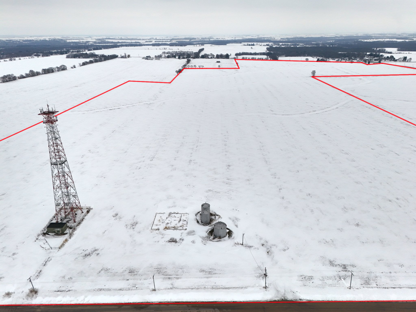 497 Timber Creek Road Dixon, IL 61021 - Photo 7 of 23 a view of a terrace view