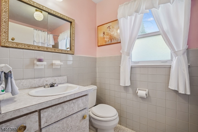 9 Brooklake Road Florham Park, NJ 07932 - Photo 17 of 27