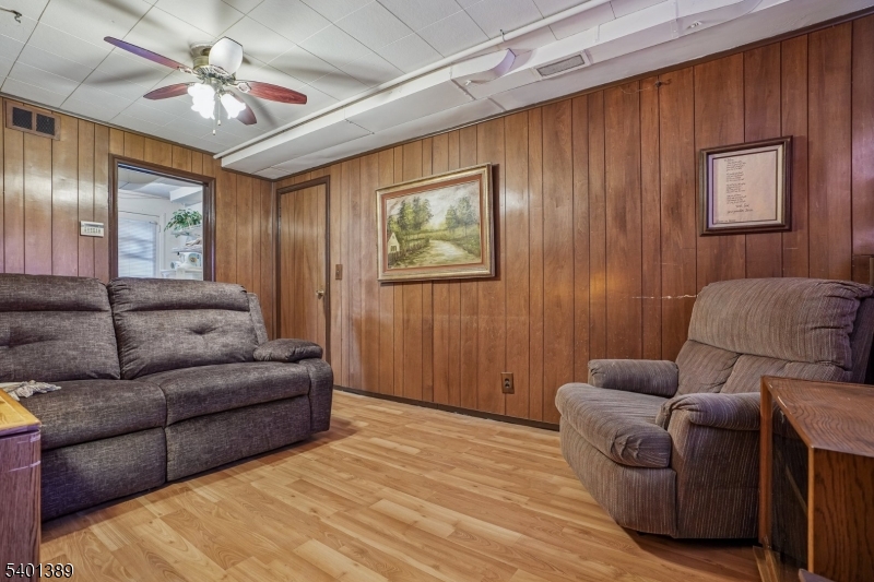 9 Brooklake Road Florham Park, NJ 07932 - Photo 19 of 27