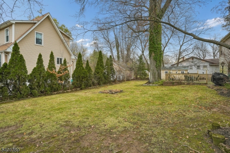 9 Brooklake Road Florham Park, NJ 07932 - Photo 24 of 27