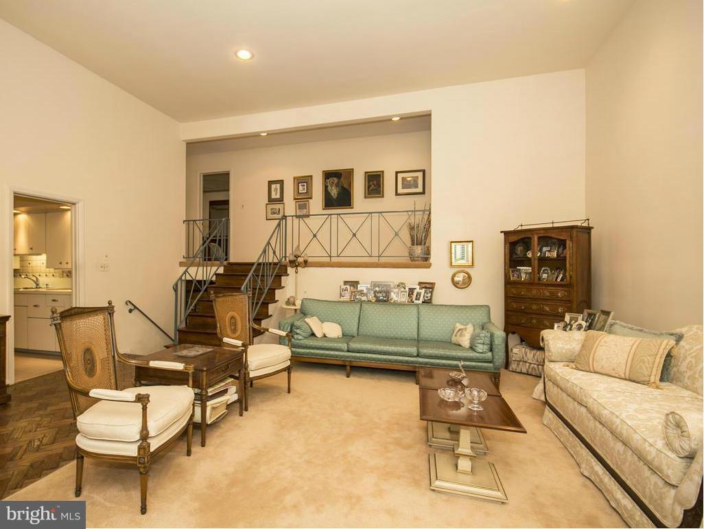 7913 Stevenson Road Pikesville, MD 21208 - Photo 5 of 22 Living Room