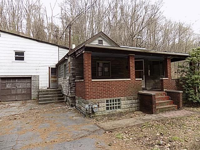 211 Thompson Run Road Pittsburgh, PA 15237 - Photo 1 of 25