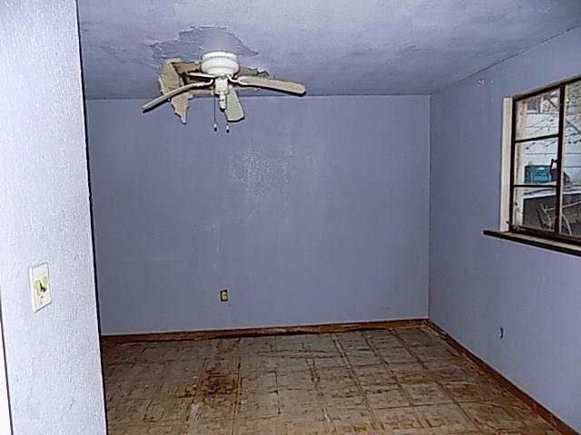 211 Thompson Run Road Pittsburgh, PA 15237 - Photo 11 of 25