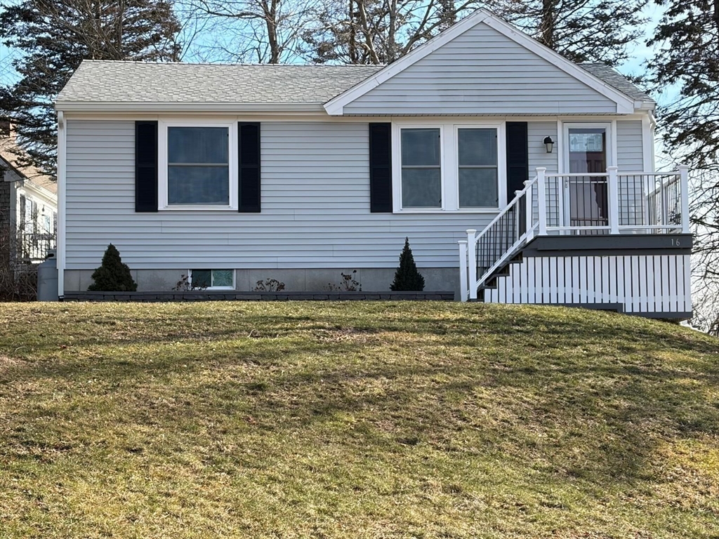 16 Town Neck Road Sandwich, MA 02563 - Photo 1 of 34 Gallery Image 1