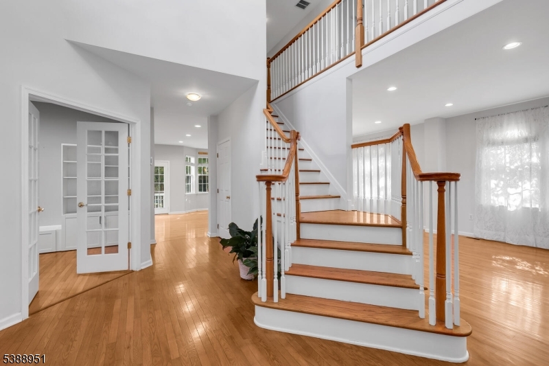 22 Honeyman Road Bernards, NJ 07920 - Photo 6 of 49