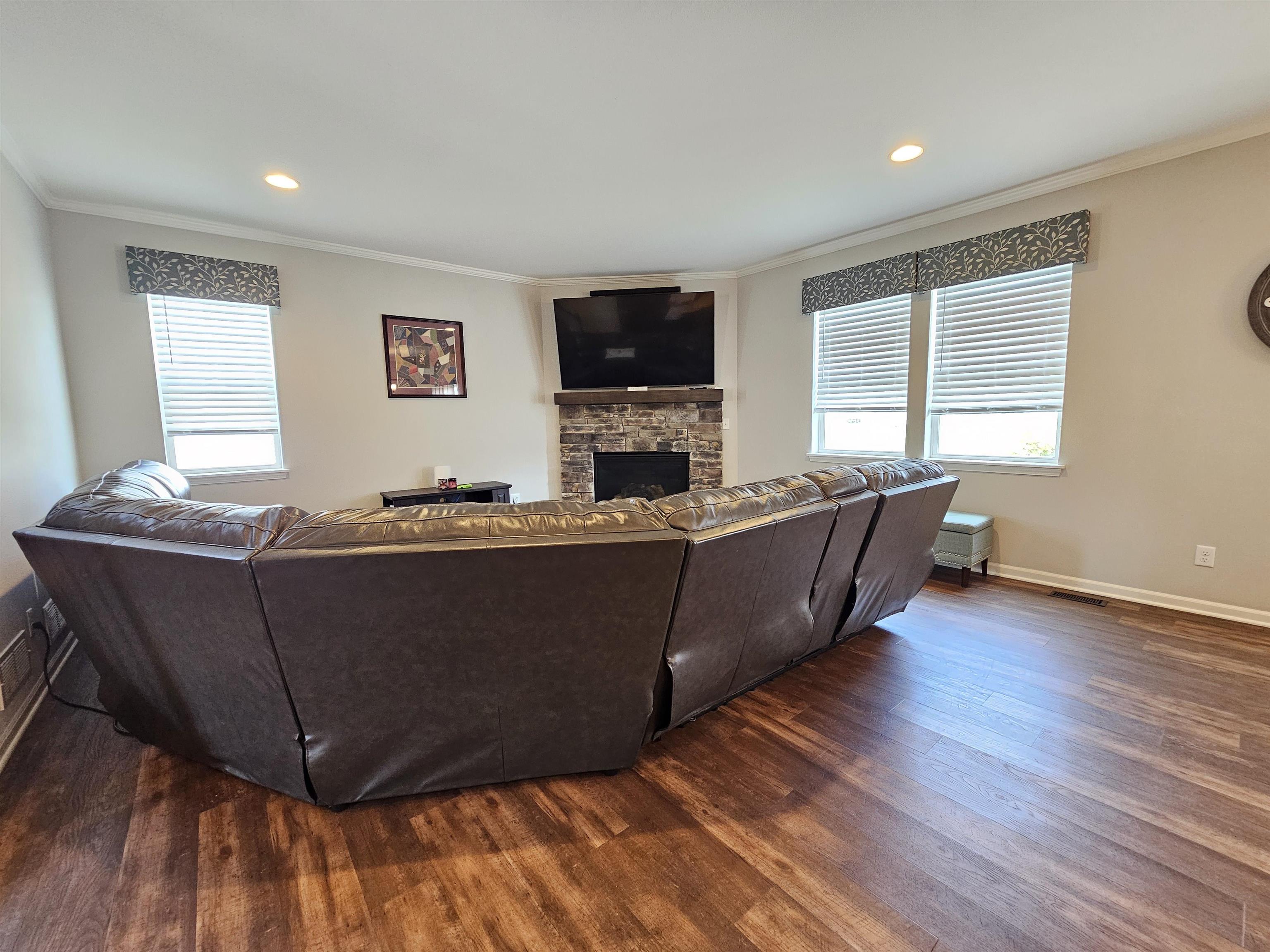 231 Pintail Place Sun Prairie, WI 53590 - Photo 9 of 38