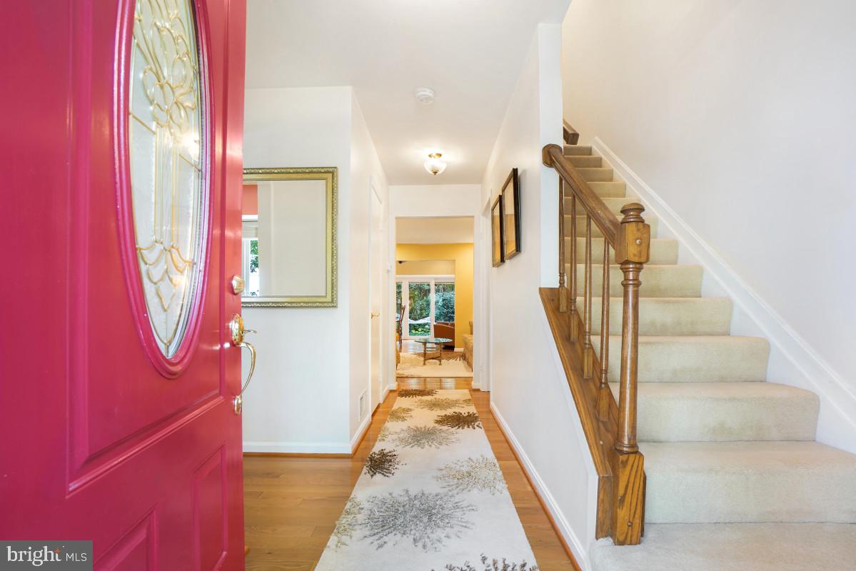 7520 Filbert Terrace Gaithersburg, MD 20879 - Photo 4 of 27