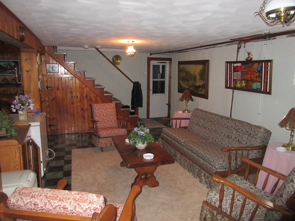 8 Wilson Road Wakefield, MA 01880 - Photo 20 of 21 Gallery Image 20