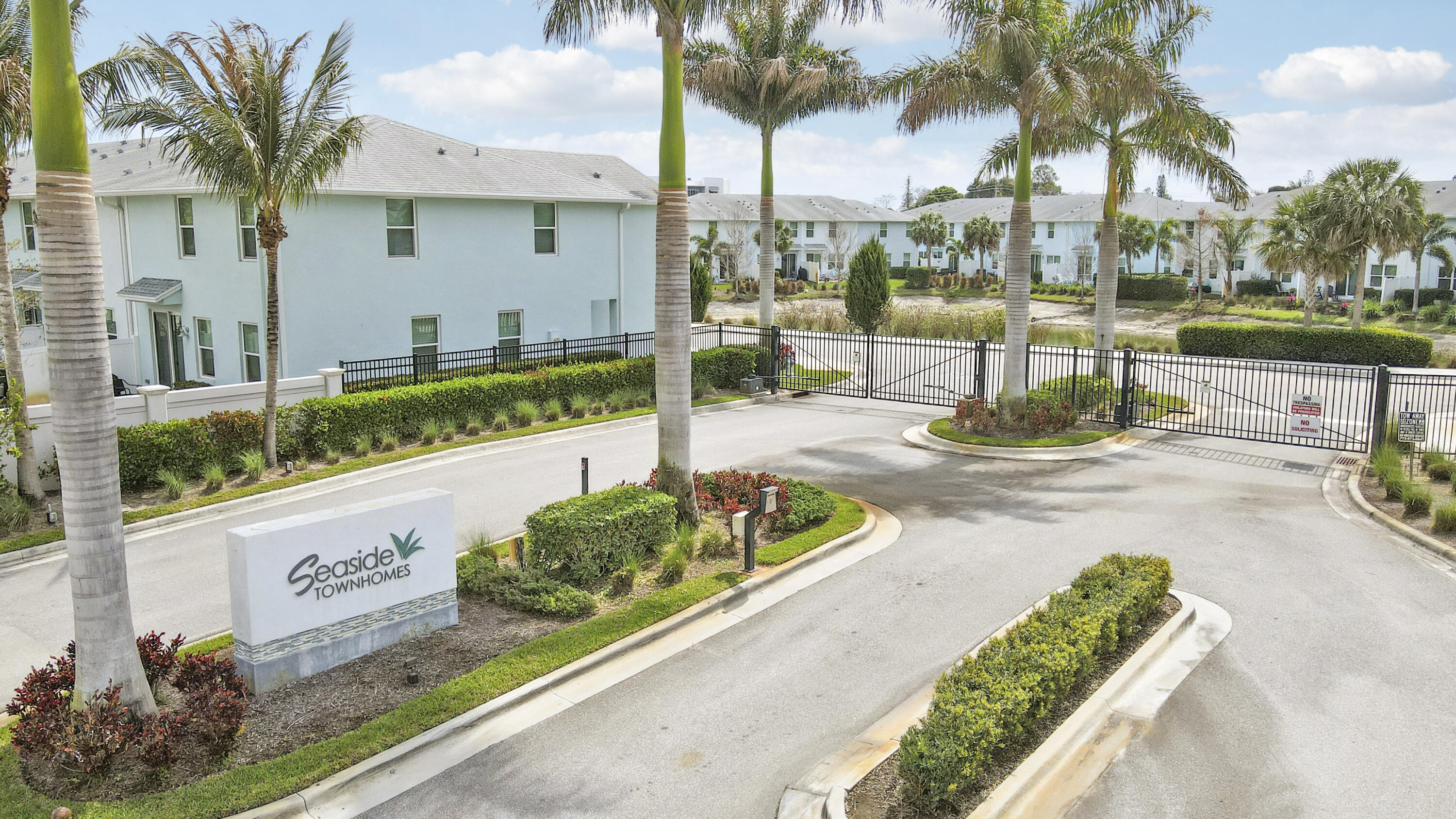 303 Southeast Halifax Lane Stuart, FL 34994 - Photo 25 of 35 Aerials-16