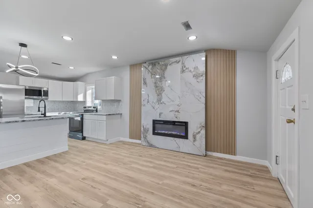 $213,900 | 4533 Gordon Drive, Plainfield, IN 46168